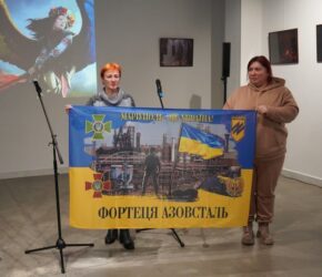 У городоцькому музеї презентували фотовиставку бійця полку «Азов»