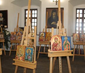 (Українська) У замку князів Острозьких у Старокостянтинові працює виставка ікон